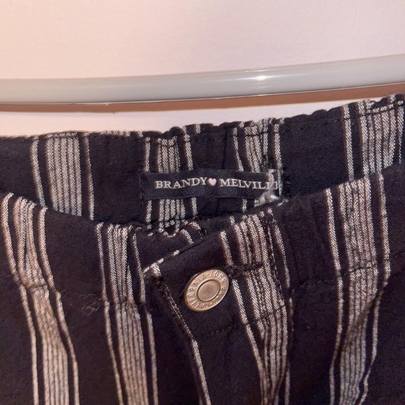 Brandy Melville Women's Black and White Trousers - Picture 2 of 4